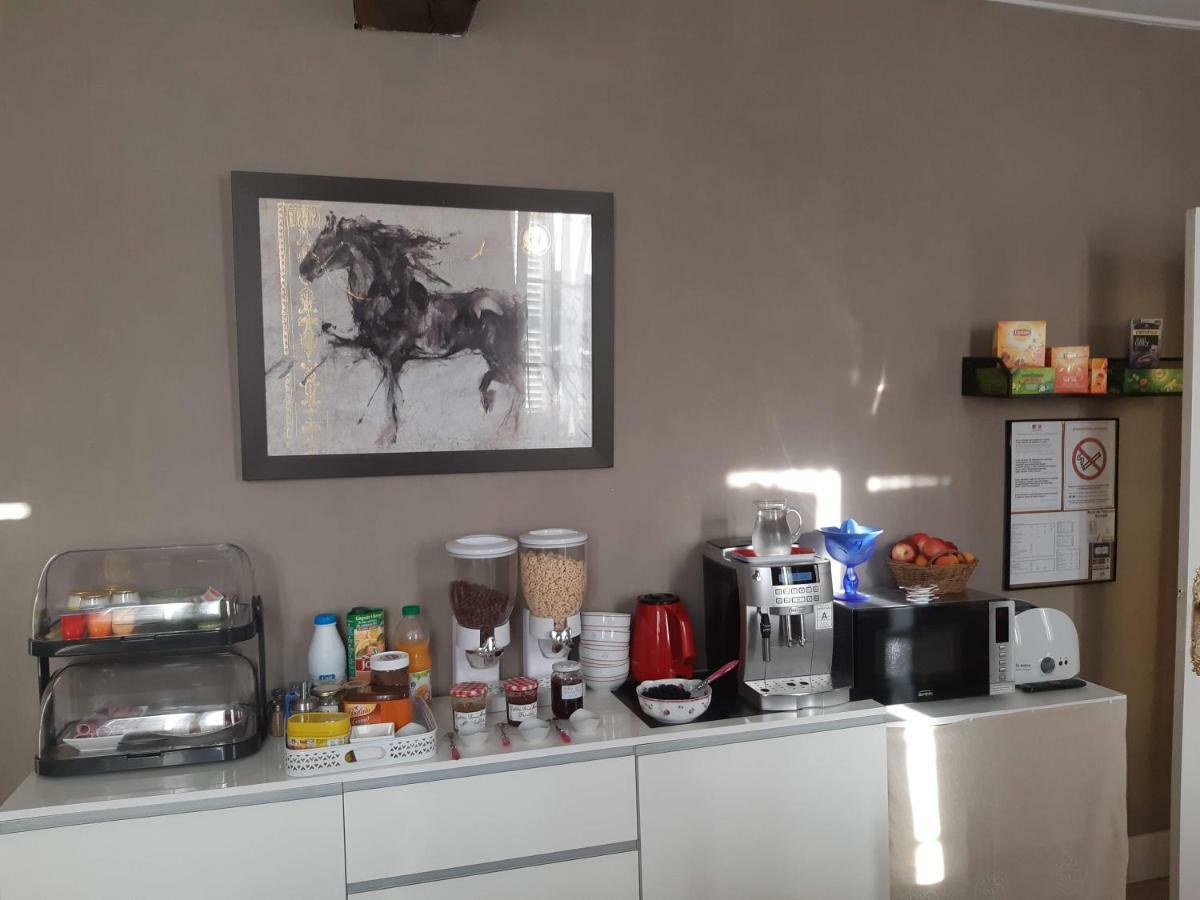 Bed and Breakfast Les Clefs De L Argiliere Fournival Zewnętrze zdjęcie